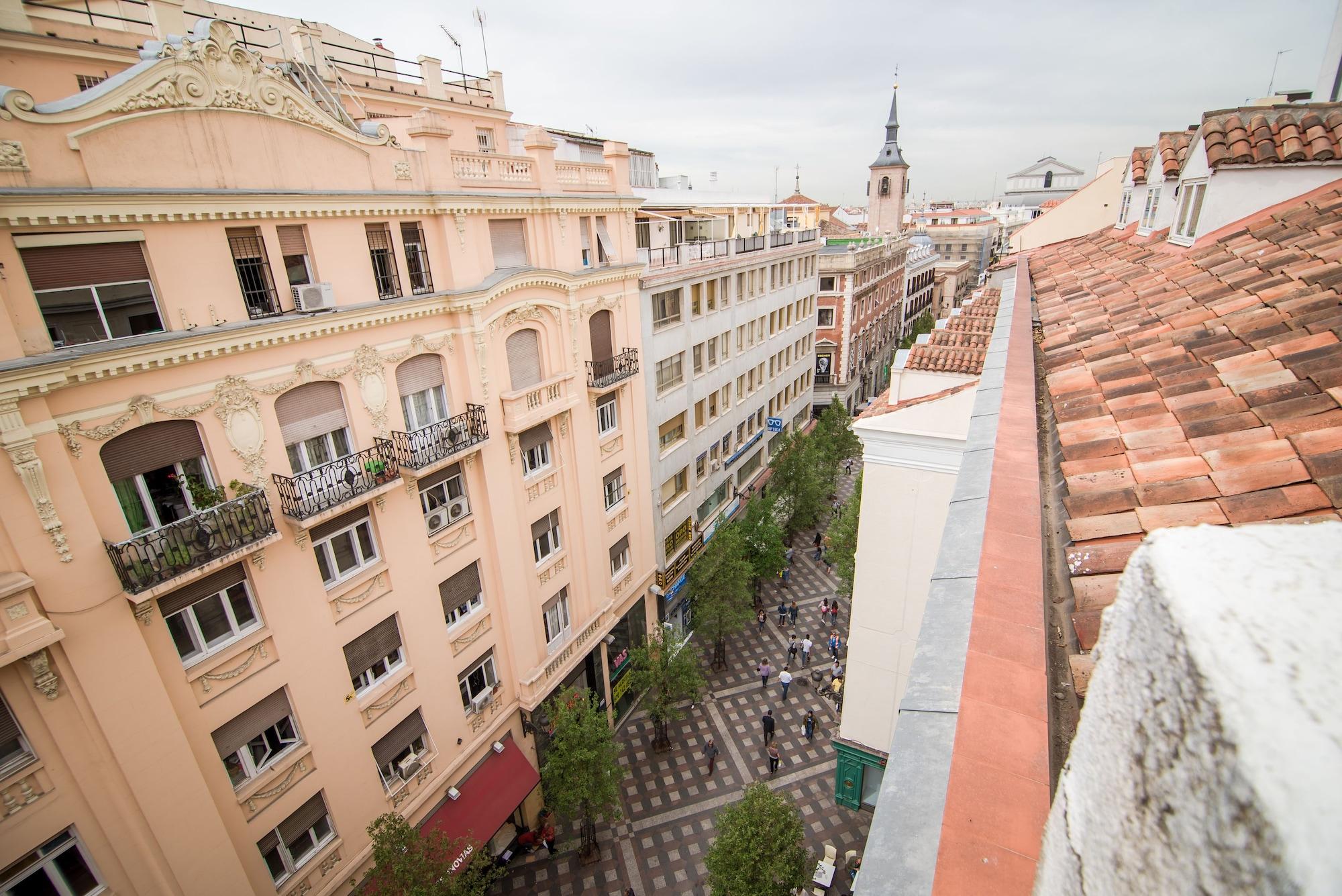 Petit Palace Puerta Del Sol Madrid Exterior photo