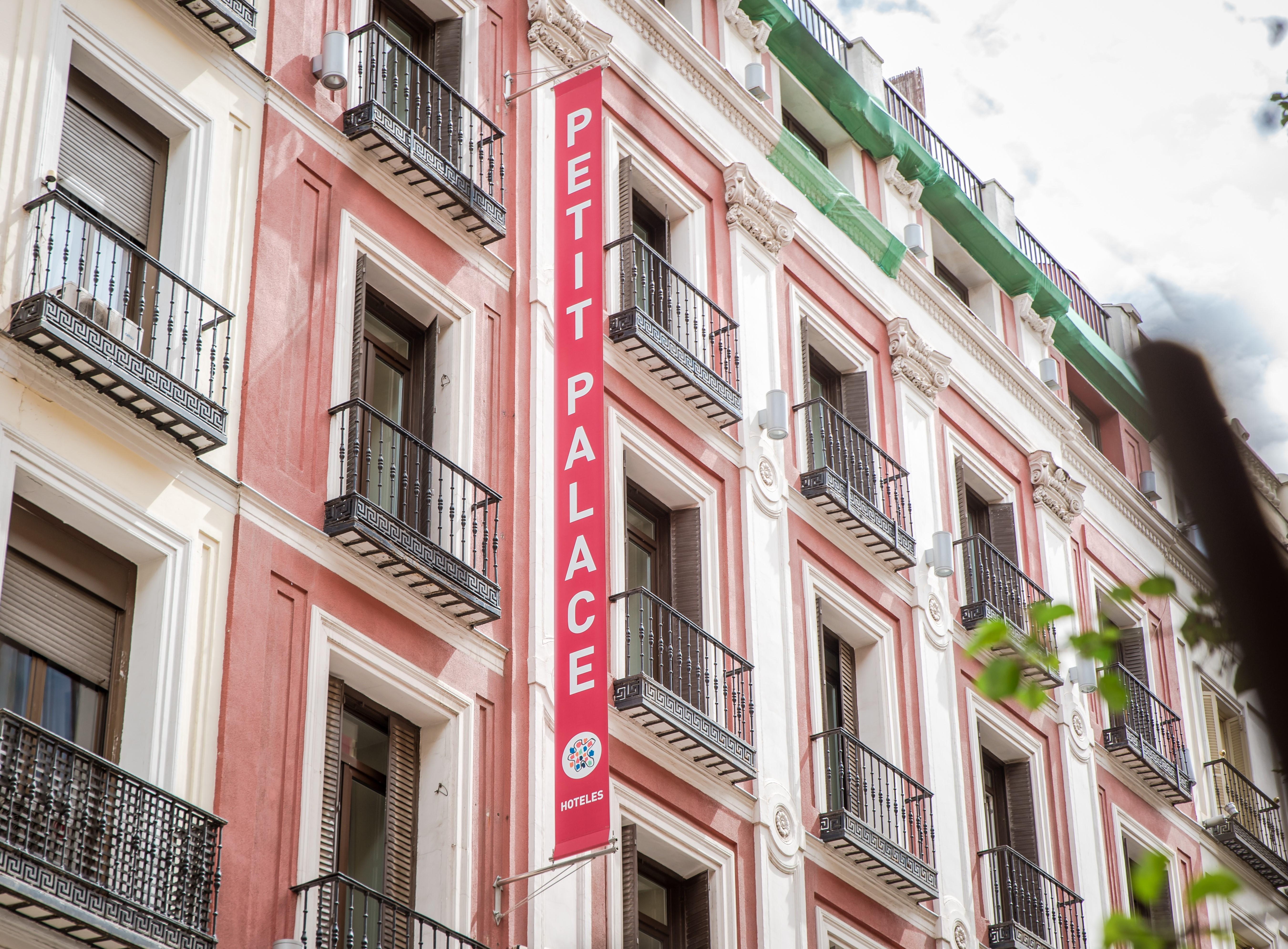 Petit Palace Puerta Del Sol Madrid Exterior photo